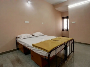 Sri Rugmani Residency by OYO Rooms