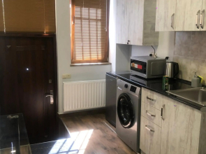 LA Guest House