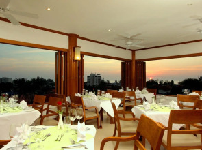 Отель Karon Phunaka Resort & Spa