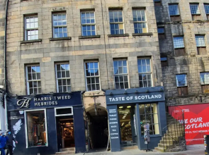 F&O Apartments - VIP Royal Mile 2 bed Apartment - Sleeps 4