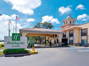 Red Roof Inn PLUS+ & Suites Tampa