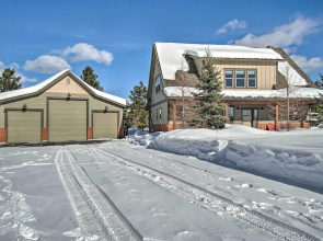 Mccall Home + Hot Tub ~ 2 Mi to Payette Lake