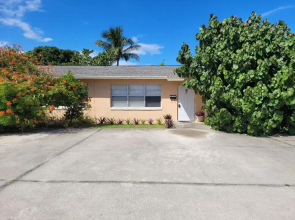 Walking Distance From The Beach