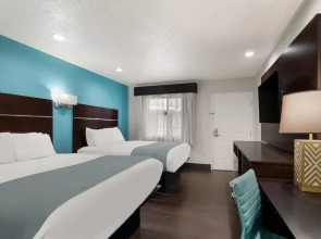 Spanish Trail Inn Hotel