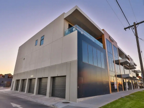 Indulge Apartments City View Penthouses