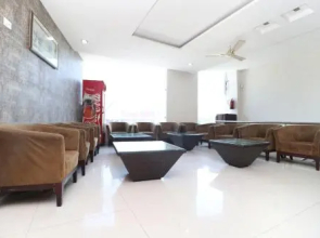 OYO 3404 Hotel Ahluwalia Regency