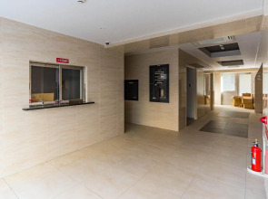 Universal Bay Condominium