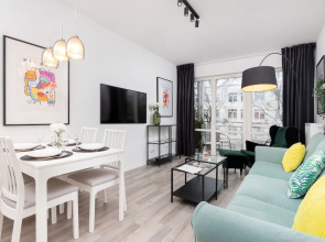 Modern Apartment in Gdańsk by Renters