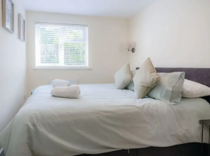 Myrtle - 1 Bedroom Apartment - Saundersfoot