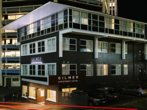 Gilmer Apartment Hotel