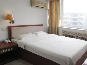Xinyue Business Hotel