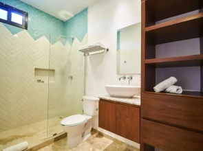 202 Amena Beautiful&Cozy 2 Bedroom in quite place