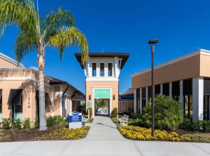 Villatel at Solara Resort - 8BRs