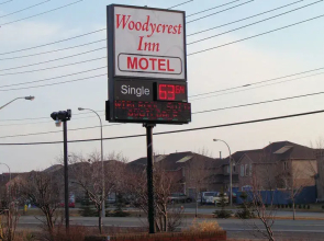 Woodycrest Motel