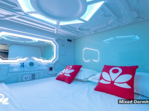 My Space Capsule Hotel