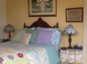 Blooming Garden Inn