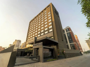 Courtyard By Marriott Vadodara