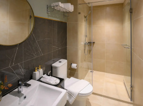 The Mulberry Bangkok Khaosan Road