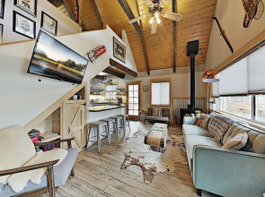 604spruc 2 Bedroom Home