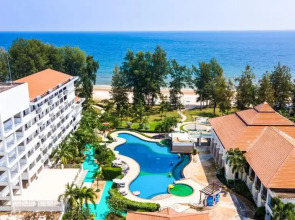 Seapine Beach Golf and Resort Hua Hin