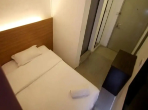 Place2Stay - Airport