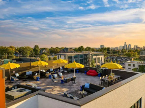 The Carter 504 by Avantstay Mins to Downtown