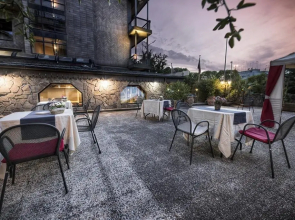 Grand Hotel Colony