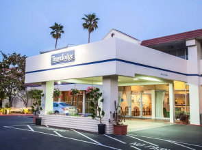 Monterey Bay Travelodge