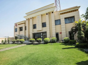 Hotel J7 International By OYO Rooms