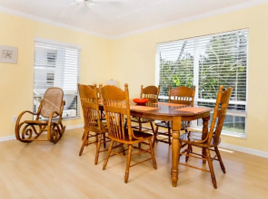 Bay Breeze Cottage-Captiva Shores 3A