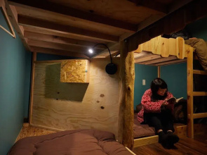 GLAMPiC GUESTHOUSE