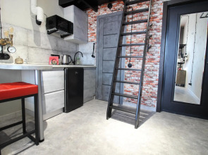 Максимум на улице Григорьева