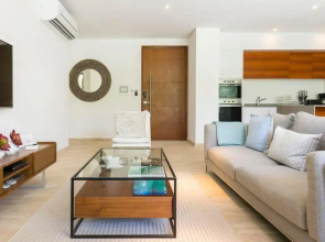 BÄAK- A205-Stylish 2BD with 360 infinity pool and sunset view WiFi