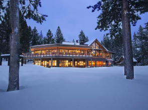 Herringbone Cabin 3 Bedrooms 2 Bathrooms Cabin