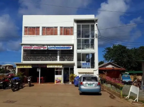 OYO 607 University Condotel