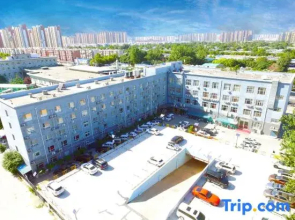 Haoyue Business Hotel(Shijiazhuang Tianshanhai World White Buddha Passenger Transport Terminal)