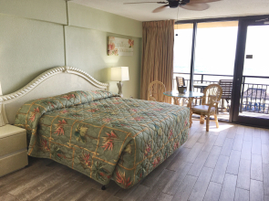 Hawaiian Inn Beach Resort