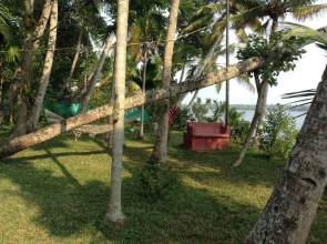 Ashtamudi Villas