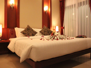 Patong Hemingway's Hotel