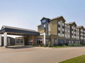 Travelodge by Wyndham Weyburn