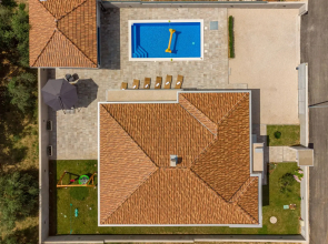 Villa Dora in Murvica