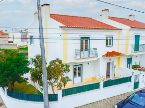 Casa dos Minaus by Acasadascasas