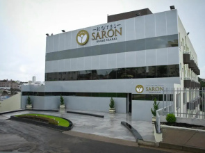 Hotel Saron