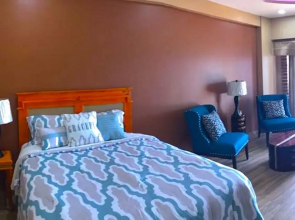 Unlimited Luxury LEVIS CONDO