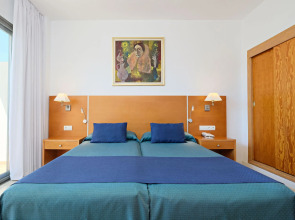 azuLine Hotel S'Anfora & Fleming