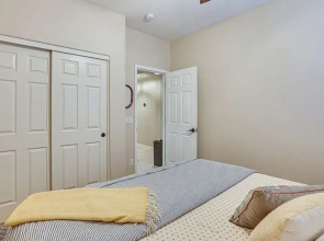 Family-friendly Goodyear Oasis: Fire Table, Pool!