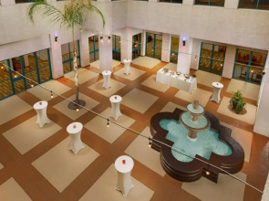 Hilton Phoenix Airport