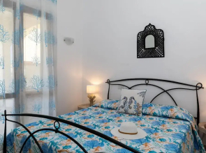 Anemone Apartment With Terrace by Wonderful Italy