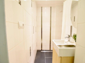 Standard Apartment by Hi5 - Steindl street