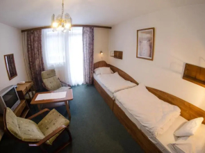 Solar Club Hotel